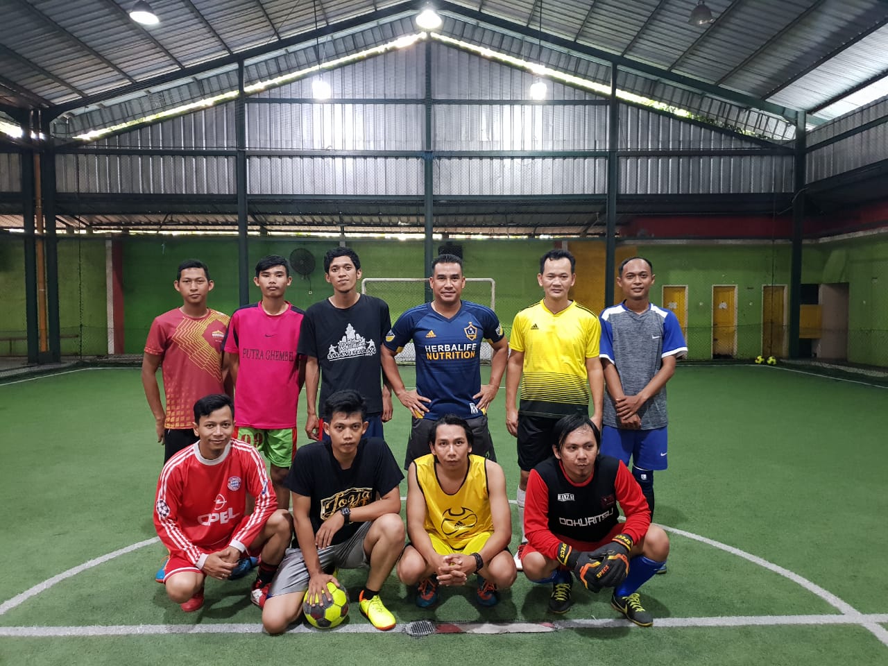 Tingkatkan Sinergitas Kemitraan, Polda Banten Main Futsal Bareng Insan Pers.