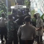 Polsek Jatiuwung Evakuasi Jenazah Yang Sudah Bau Busuk di Kamar Kontrakan