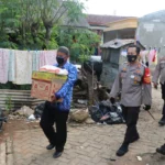 Kunjungi Warga yang Sedang Sakit, Kapolresta Tangerang Salurkan Bantuan ke 6 Titik di 3 Desa