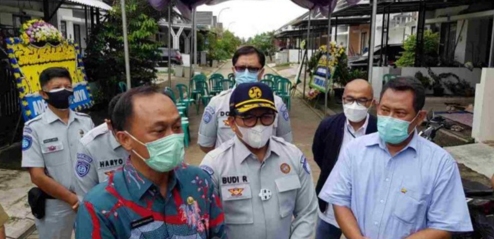 Jasa Raharja Menyerahkan Santunan Korban Kecelakaan Sriwijaya Air SJ-182 yang sudah Teridentifikasi