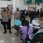 Kapolresta Tangerang Tinjau Pelaksanakan Vaksinasi Hari Kedua