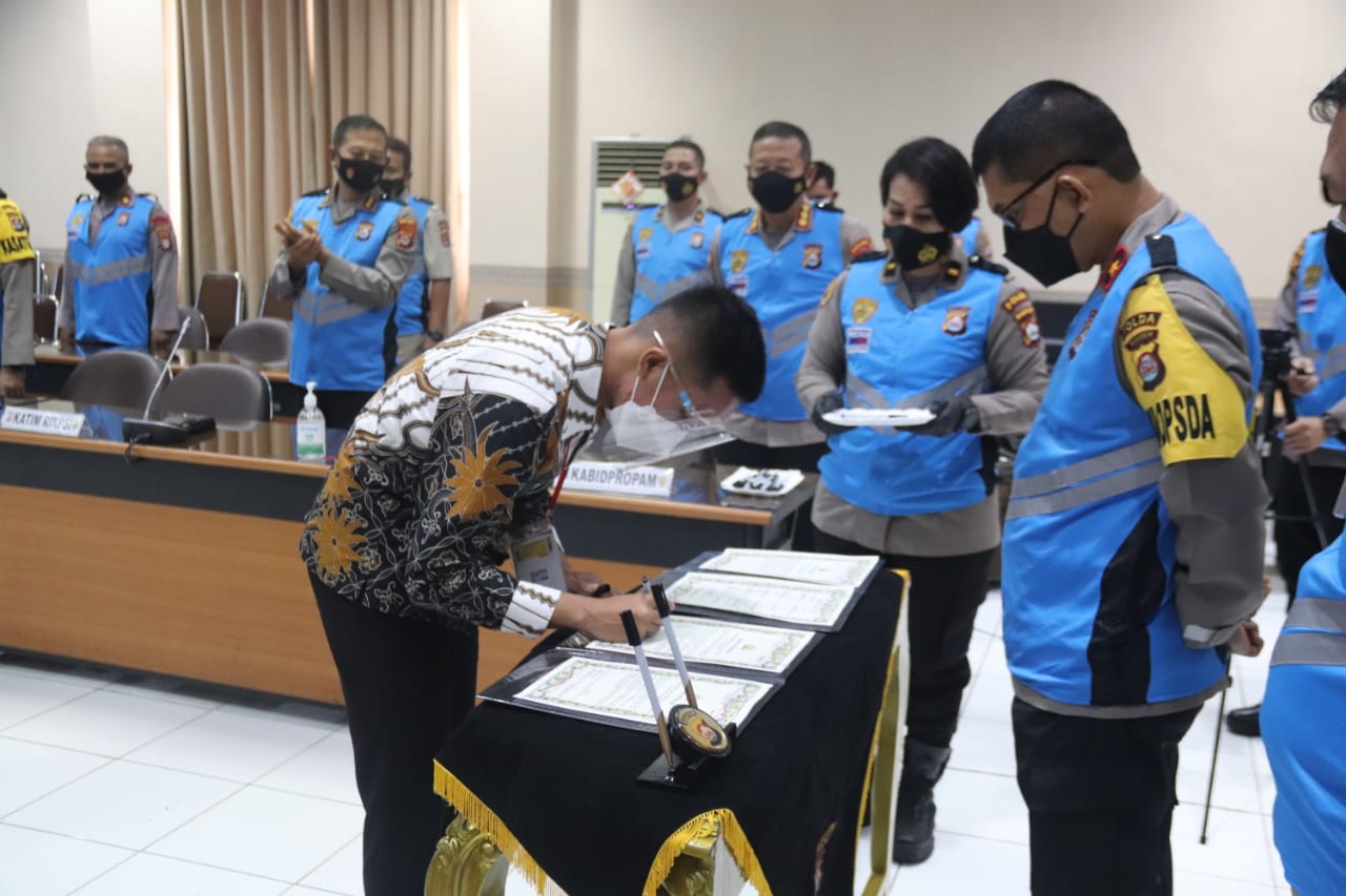 Polda Banten Gelar pengambilan sumpah dan penandatanganan pakta integritas penerimaan calon Akpol