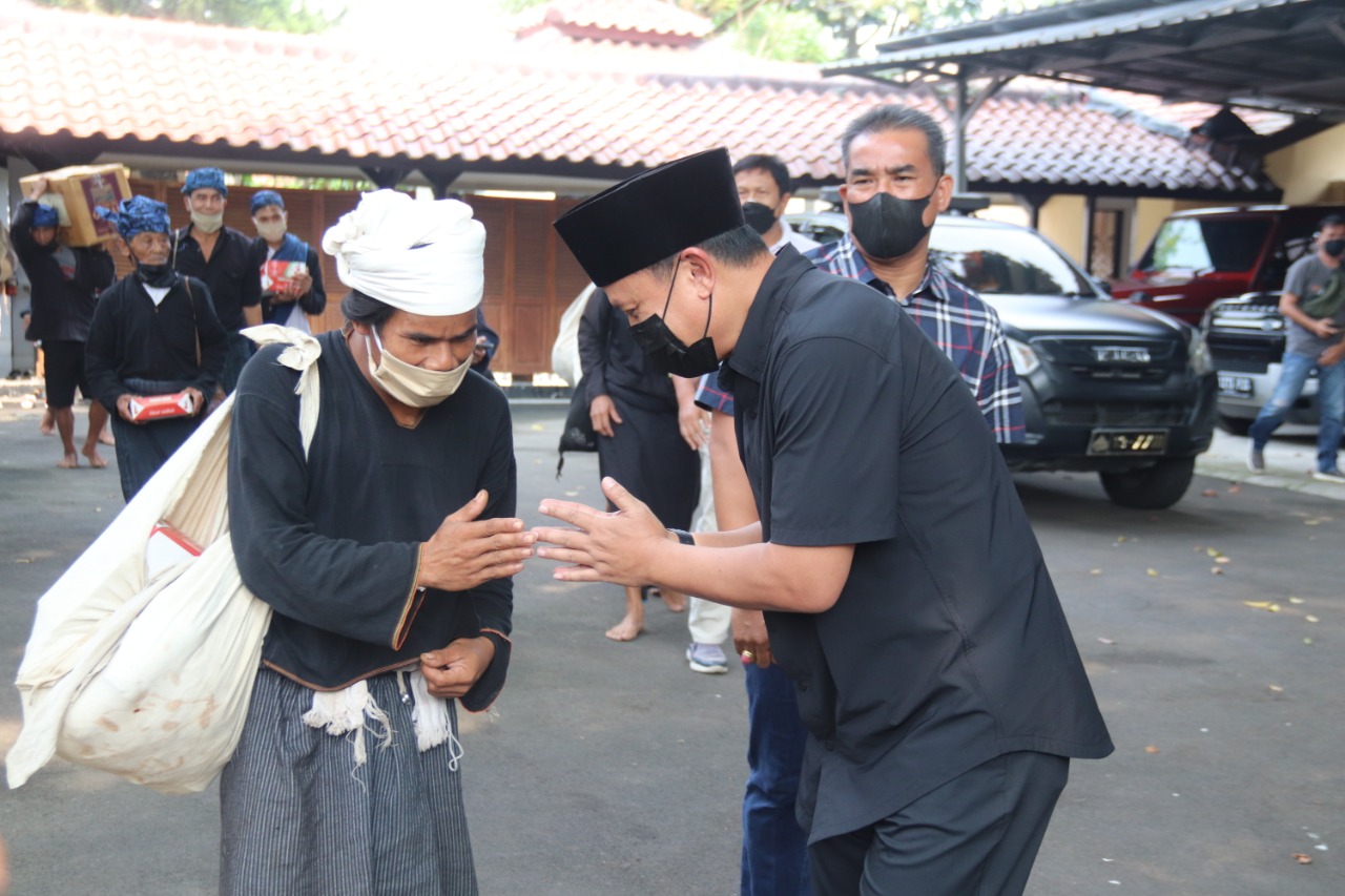 Pertama Dalam Sejarah, Masyarakat Baduy Kunjungi Rumah Dinas Kapolda Banten