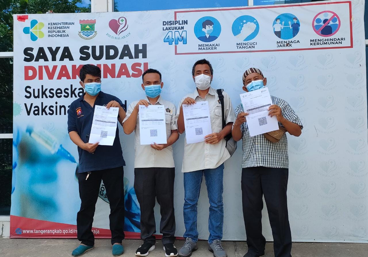 Wartawan PWI Kabupaten Tangerang Mulai Menerima Suntikan Vaksinasi Booster di RSUD Balaraja