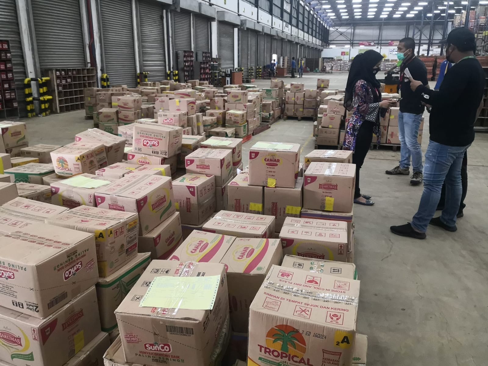 Satgas Polresta Tangerang Cek Stok Minyak Goreng ke Gudang Minimarket, Akan Tindak Tegas Aksi Borong dan Timbun