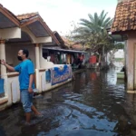 Banjir Tak Kunjung Surut, Warga Gaga Mulai Terserang Penyakit, Pemkab Tangerang Segera Bangun Posko Kesehatan