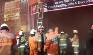 Hotel City Icon Residence Kebakaran, 6 Orang Di Evakuasi Ke Rumah Sakit