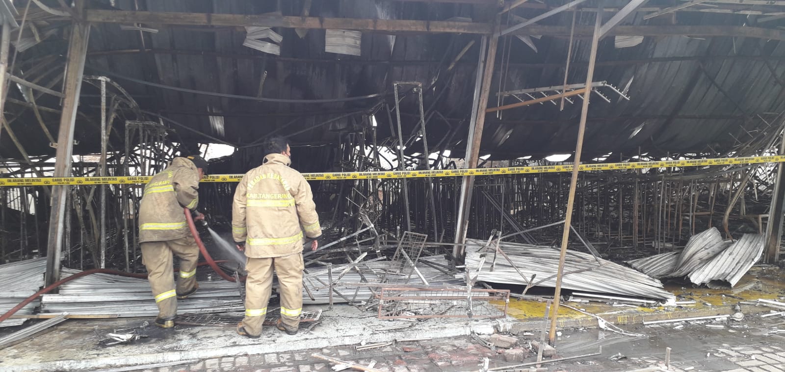Polisi Selidiki Kebakaran Di Komplek Mutiara Garuda kabupaten Tangerang