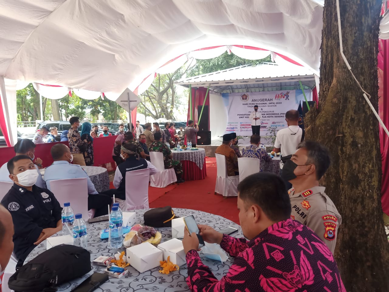 Polda Banten Hadiri Pemberian Anugerah Tokoh HPN Provinsi Banten dan Pelantikan Pengurus PWI